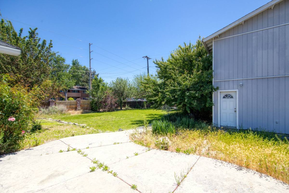House for rent at 1985 Ponderosa Dr, Sparks, NV 89431