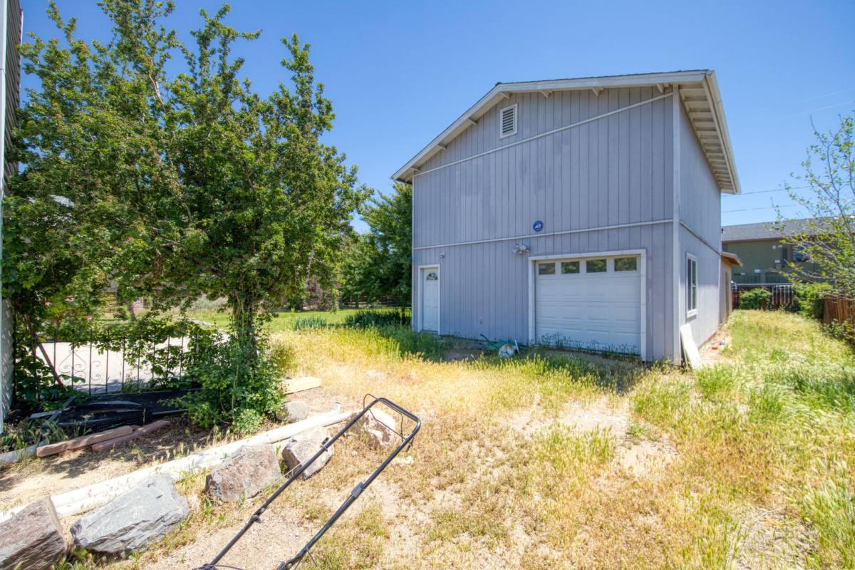 House for rent at 1985 Ponderosa Dr, Sparks, NV 89431