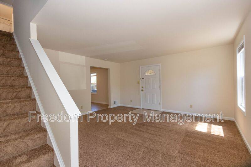 Townhouse for rent at 9206 Hood Rd, Manassas, VA 20110