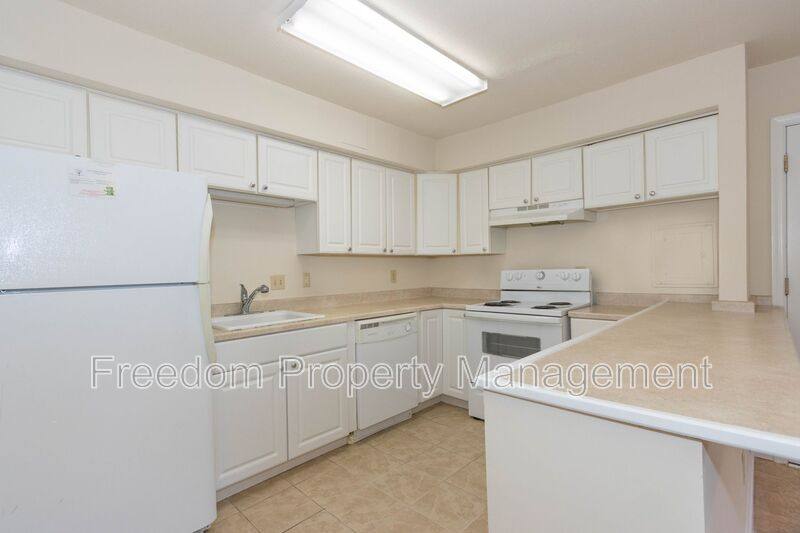 Townhouse for rent at 9206 Hood Rd, Manassas, VA 20110