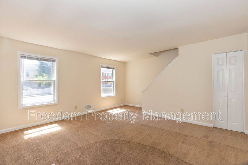 Townhouse for rent at 9206 Hood Rd, Manassas, VA 20110
