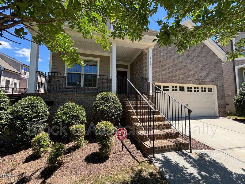 House for rent at 1009 Magnolia Blossom Lane, Apex, NC 27502