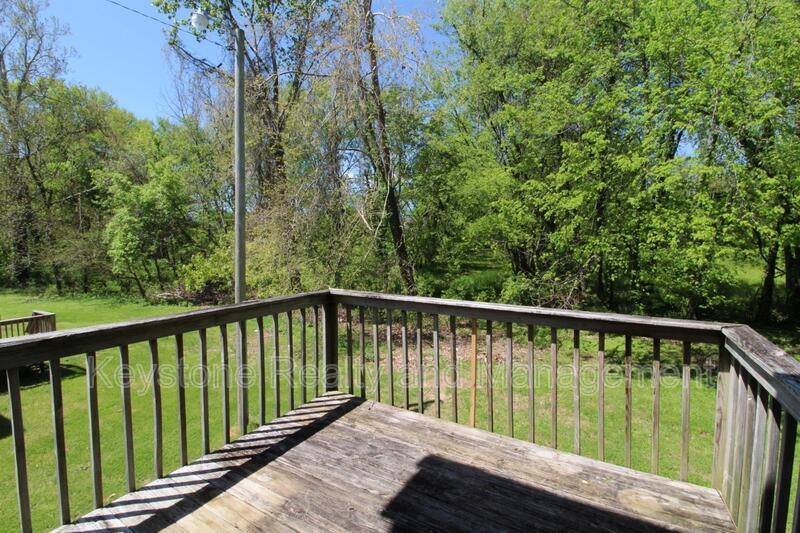 Townhouse for rent at 3272 Tower Dr, Clarksville, TN 37042