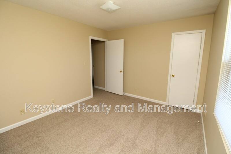 Townhouse for rent at 3272 Tower Dr, Clarksville, TN 37042