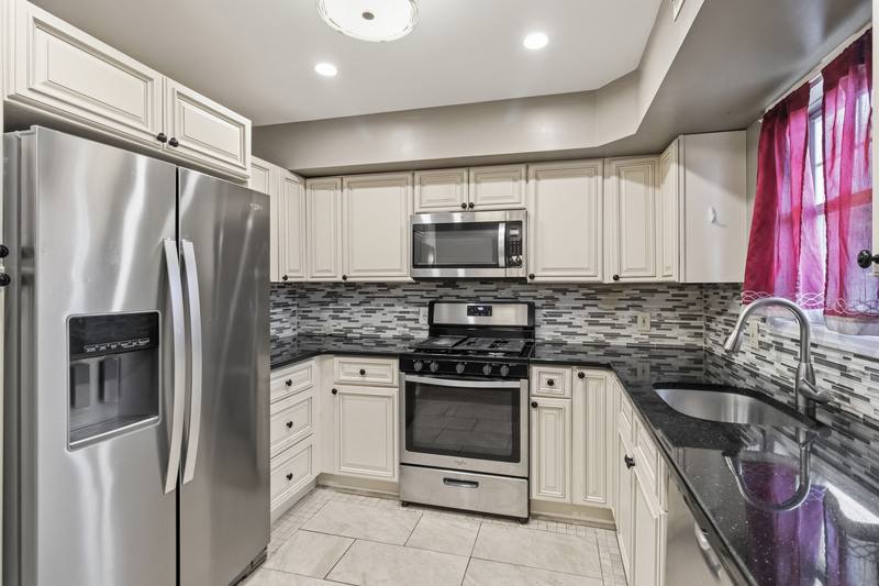 House for rent at 289 Muhammad Ali Ave, East Orange, NJ 07018