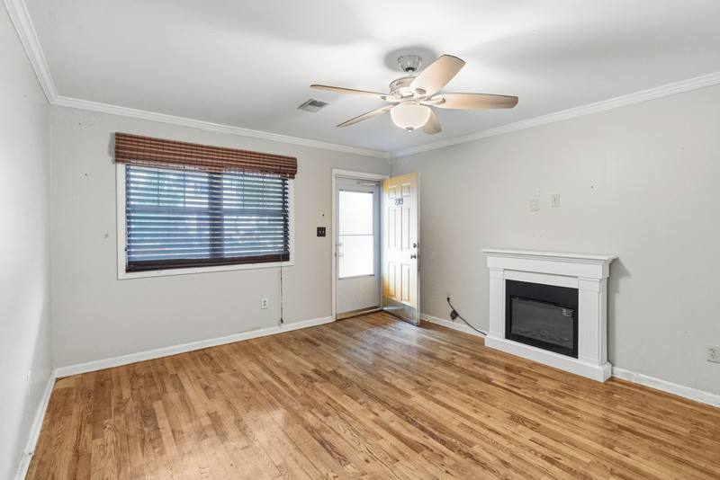 House for rent at 289 Muhammad Ali Ave, East Orange, NJ 07018
