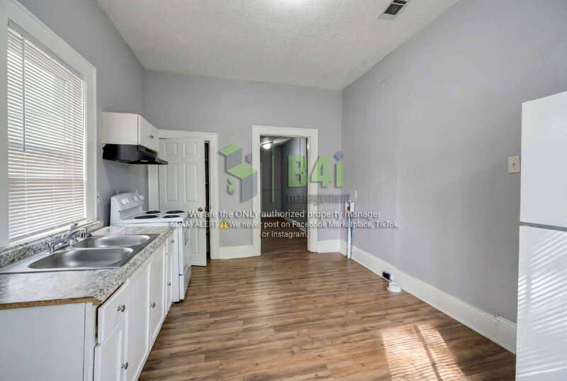 Apartment for rent at 1240 Rocky Creek Rd #A, Macon, GA 31206