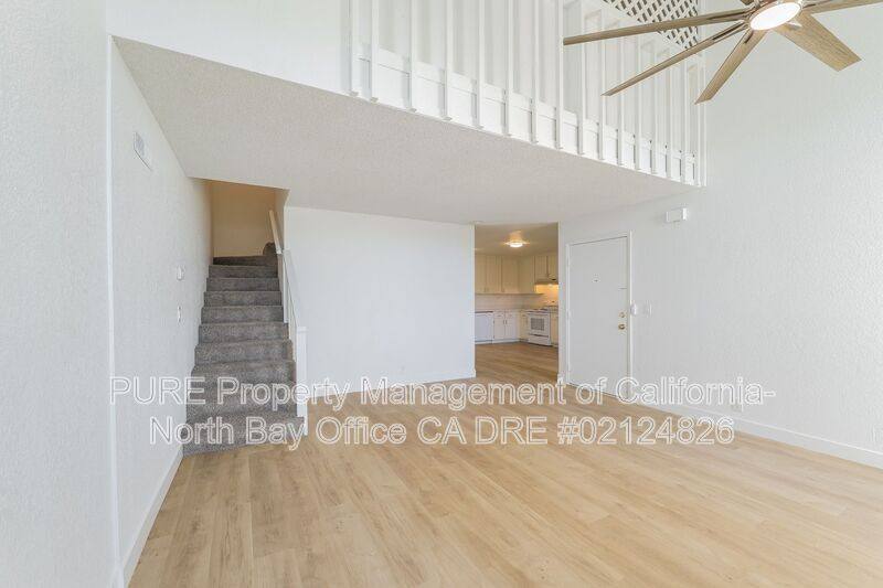 Townhouse for rent at 9631 Old Redwood Highway, Windsor, CA 95492