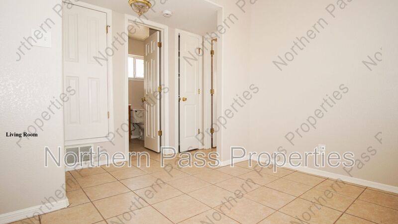 Apartment for rent at 216 S Schutz #10, El Paso, TX 79907