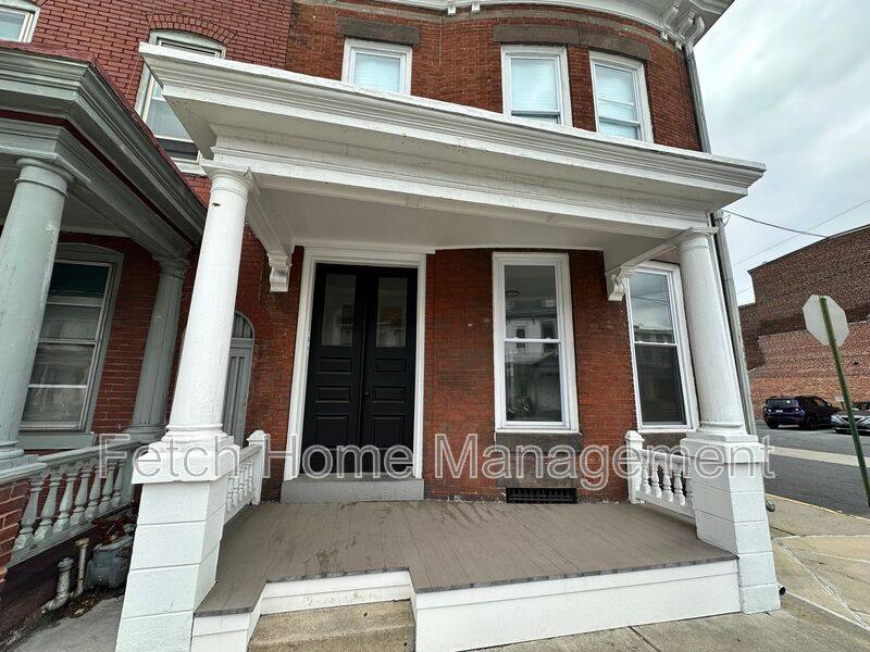 Apartment for rent at 701 Walnut St #1, Lebanon, PA 17042