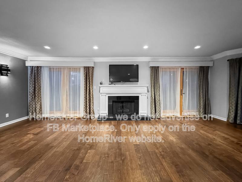 Townhouse for rent at 15922 Archwood Lane #1011, Dallas, TX 75248