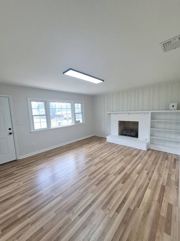 House for rent at 200 Wellview Dr, Madison Heights, VA 24572