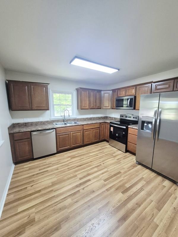 House for rent at 200 Wellview Dr, Madison Heights, VA 24572