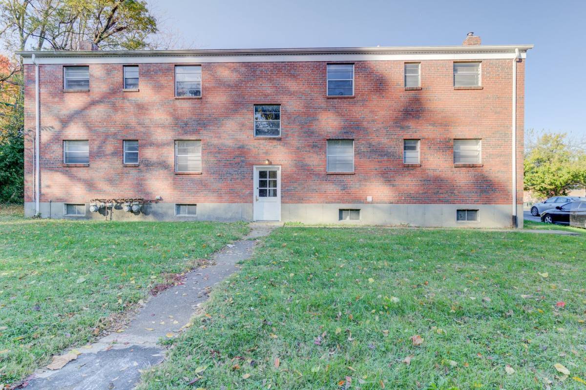 Apartment for rent at 5830-44 Bermuda Rd, Saint Louis, MO 63121