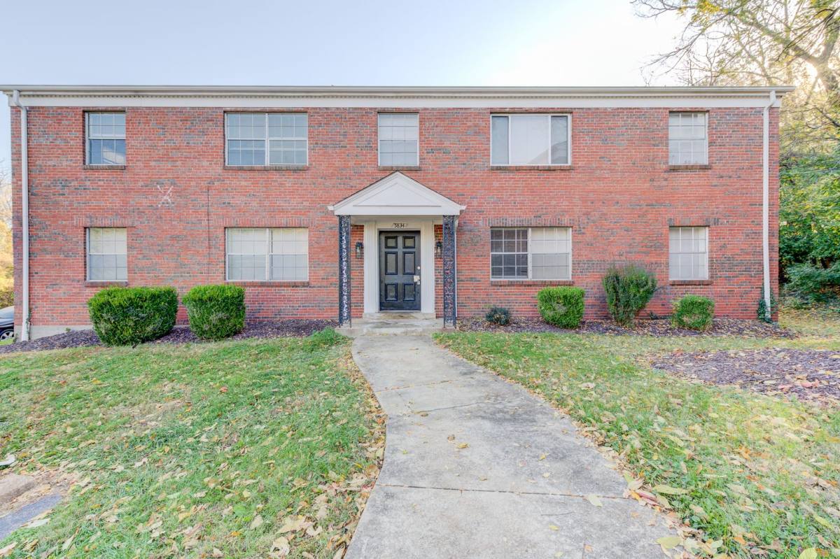 Apartment for rent at 5830-44 Bermuda Rd, Saint Louis, MO 63121