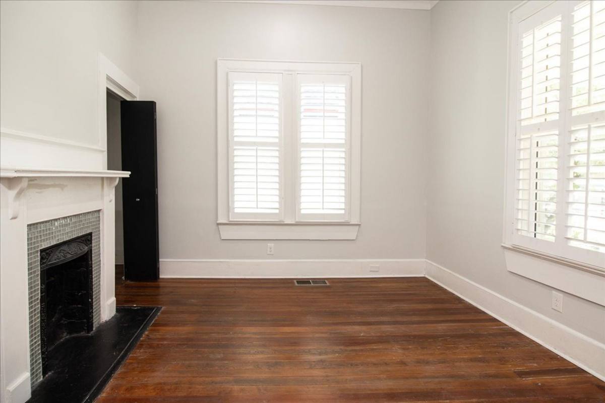 House for rent at 1755 Lyle Ave, Atlanta, GA 30337
