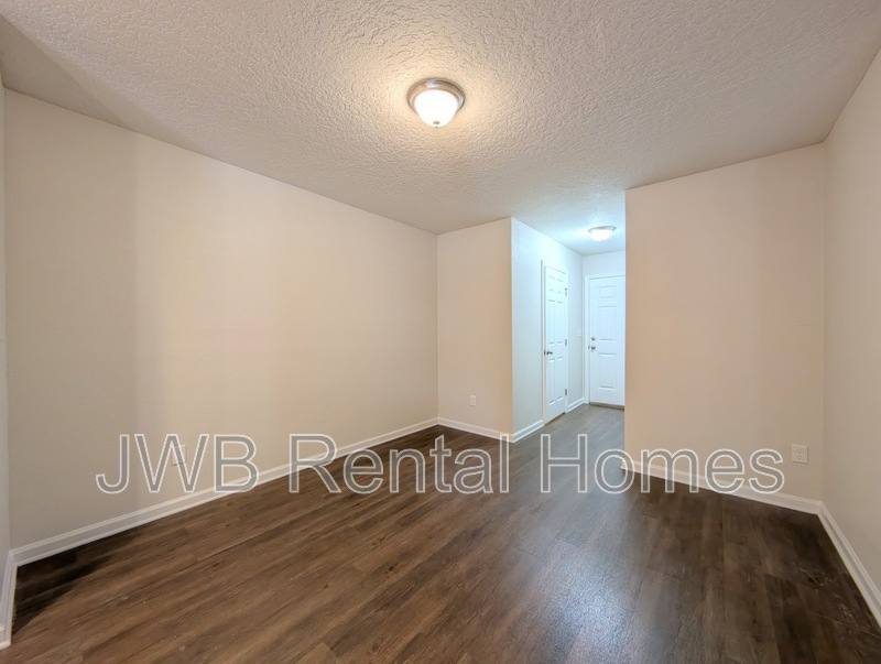 House for rent at 8752 India Ave, Jacksonville, FL 32211