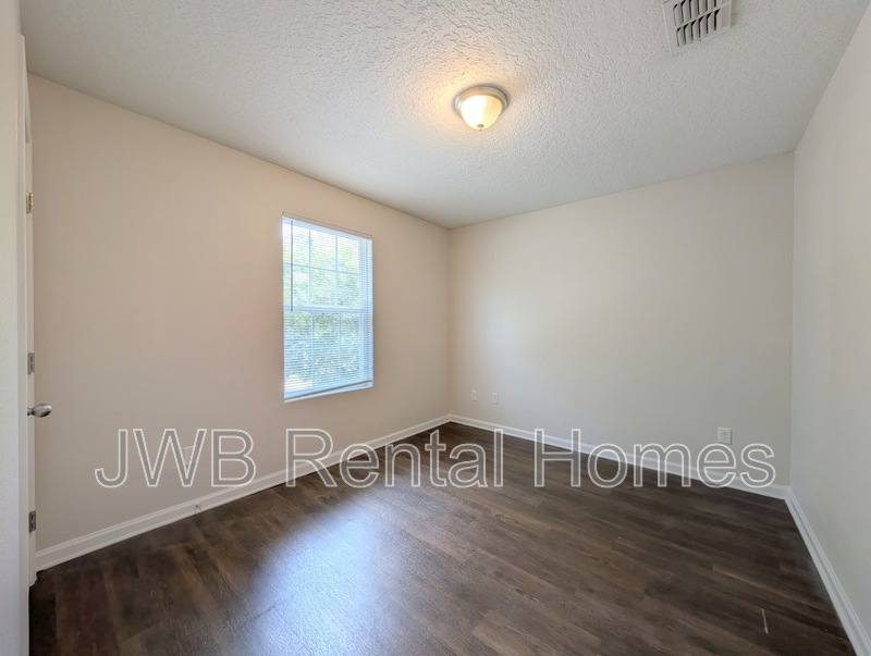 House for rent at 8752 India Ave, Jacksonville, FL 32211