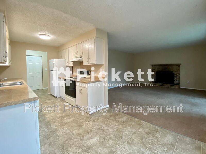 Apartment for rent at 11660 Schold Rd #A, Silverdale, WA 98383