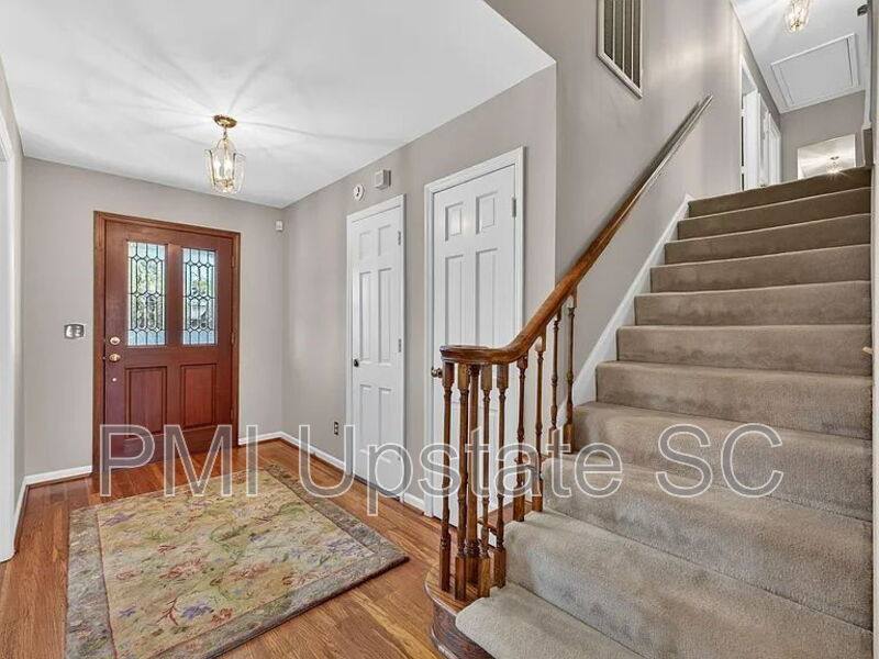 House for rent at 7 Tara Ave, Taylors, SC 29687