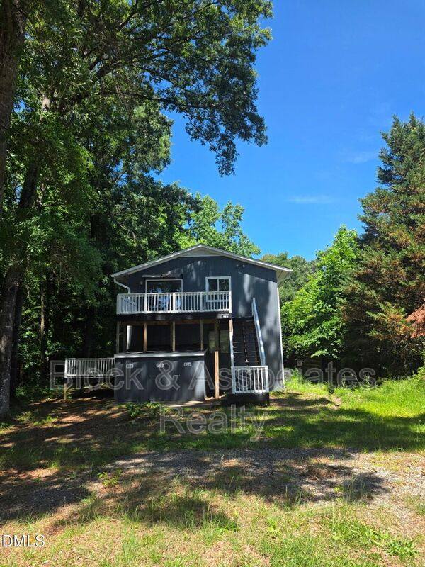House for rent at 902 W Chatham St, Cary, NC 27511