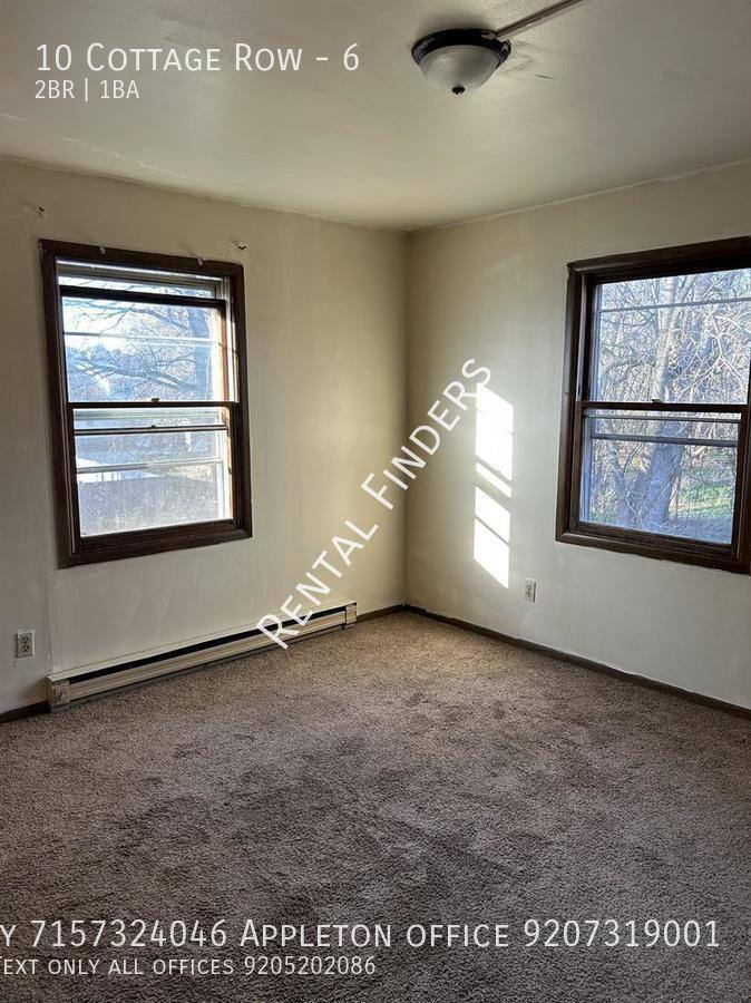 Apartment for rent at 10 Cottage Row, Marinette, WI 54143