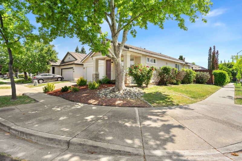 House for rent at 3495 China Hat Island Rd, West Sacramento, CA 95691