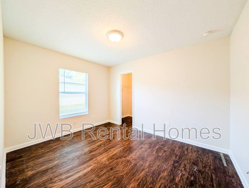House for rent at 4372 Melissa Court W, Jacksonville, FL 32210
