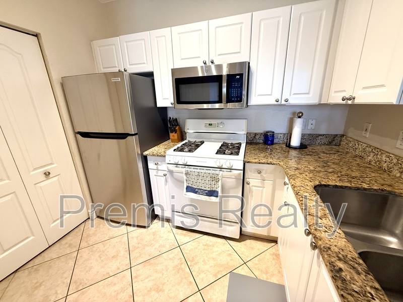 Condo for rent at 2731 Via Capri #930, Clearwater, FL 33764