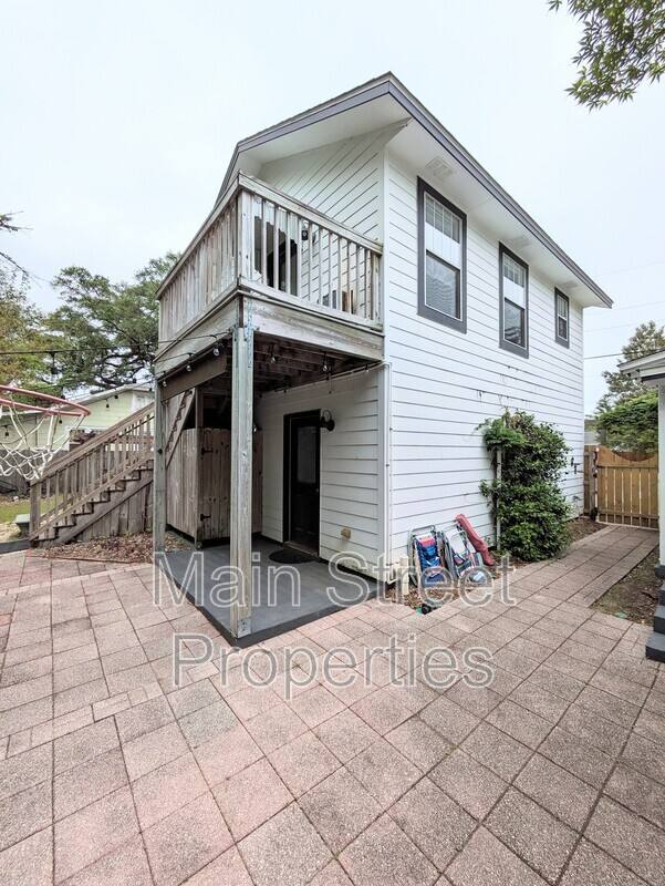 Apartment for rent at 1705 N 17th Ave, Pensacola, FL 32503