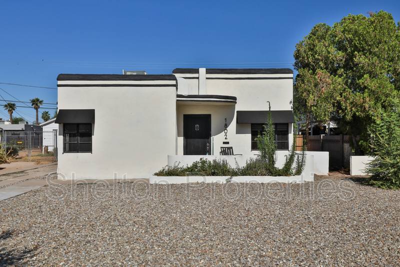 House for rent at 1802 N Laurel Ave, Phoenix, AZ 85007