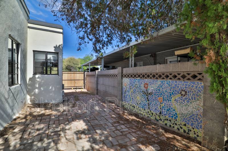 House for rent at 1802 N Laurel Ave, Phoenix, AZ 85007