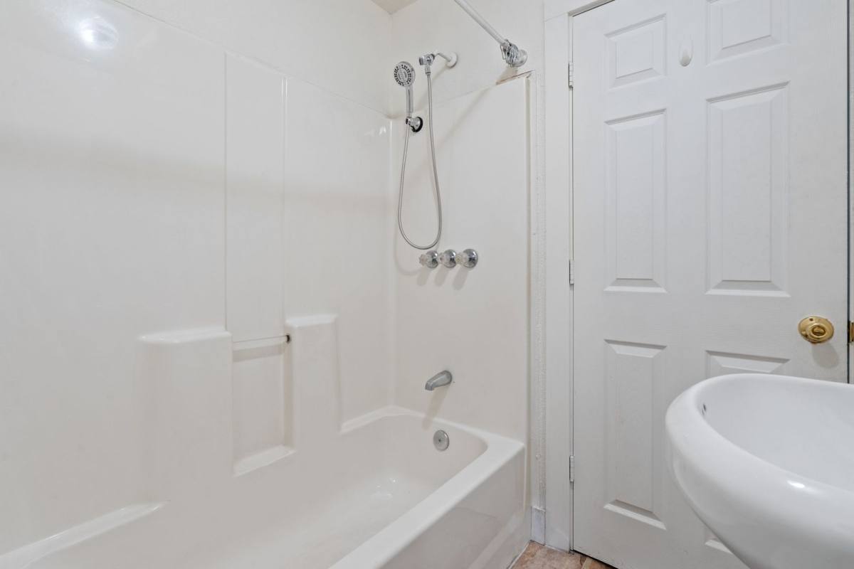 Apartment for rent at 6045 NE Simpson St, Portland, OR 97218