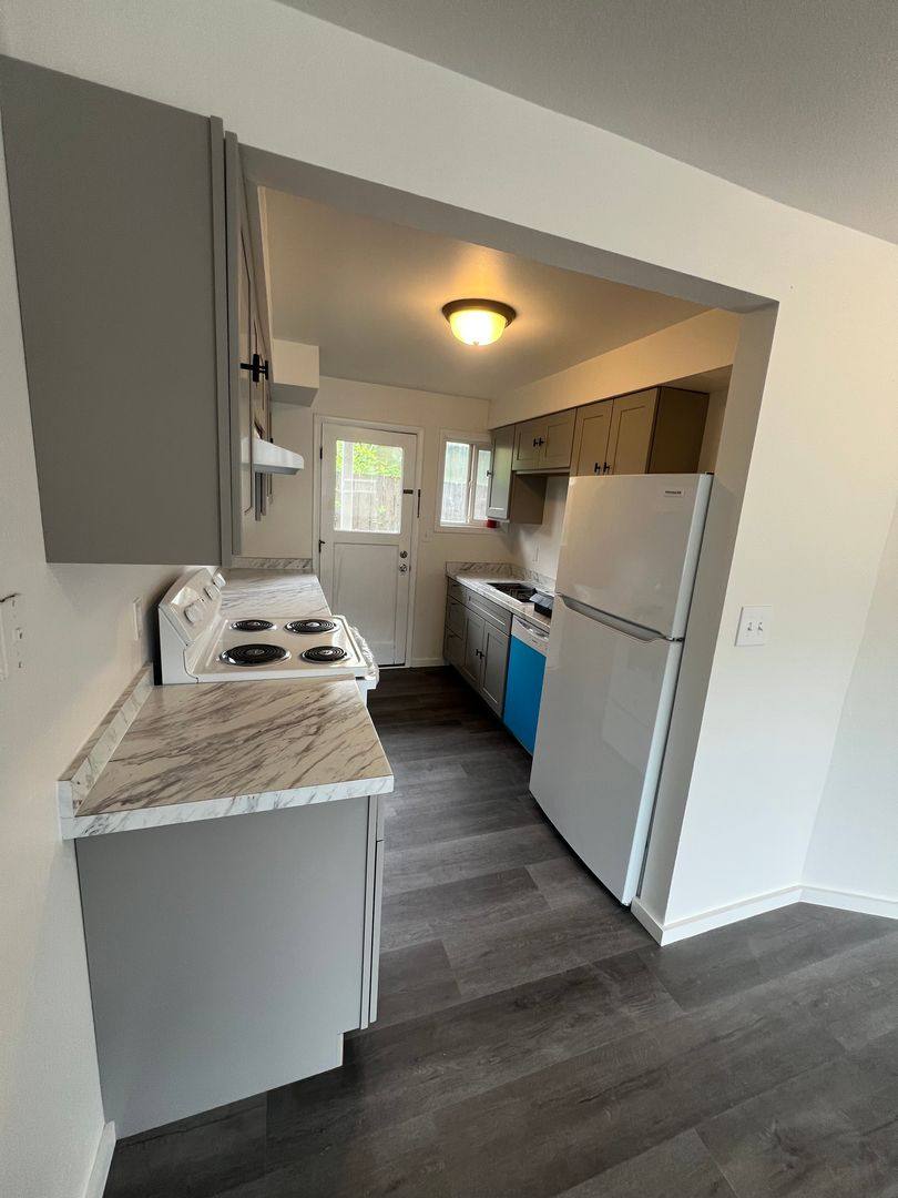 Apartment for rent at 1888 Ferry Alley, Eugene, OR 97401