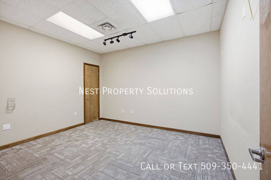 House for rent at 2323 W Broadway Ave, Moses Lake, WA 98837