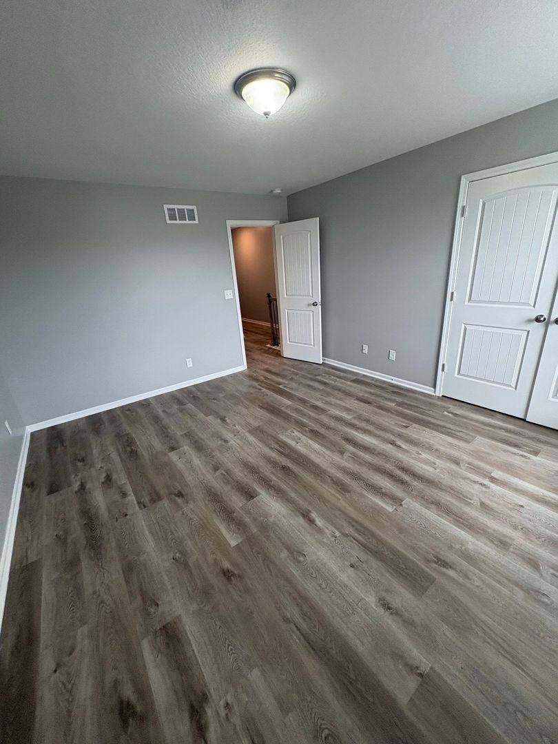 Townhouse for rent at 8046 SW 4th St, Blue Springs, MO 64014