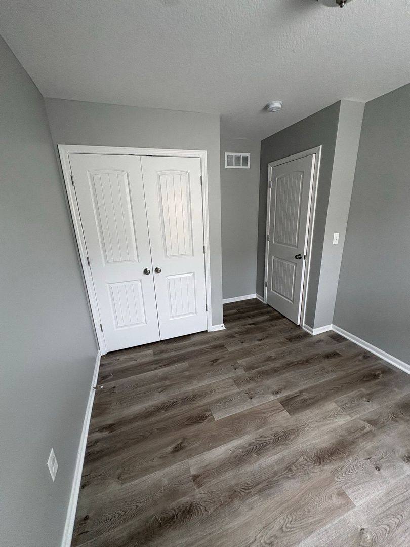 Townhouse for rent at 8046 SW 4th St, Blue Springs, MO 64014