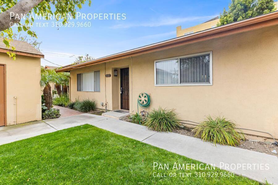 Townhouse for rent at 1543150 Van Buren, Midway City, CA 92655