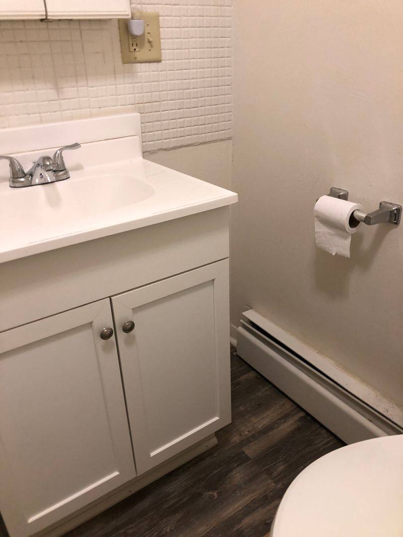 Apartment for rent at 5208 W Ridge Rd, Erie, PA 16506