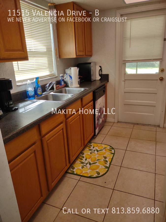 House for rent at 11515 Valencia Dr #B, Seffner, FL 33584