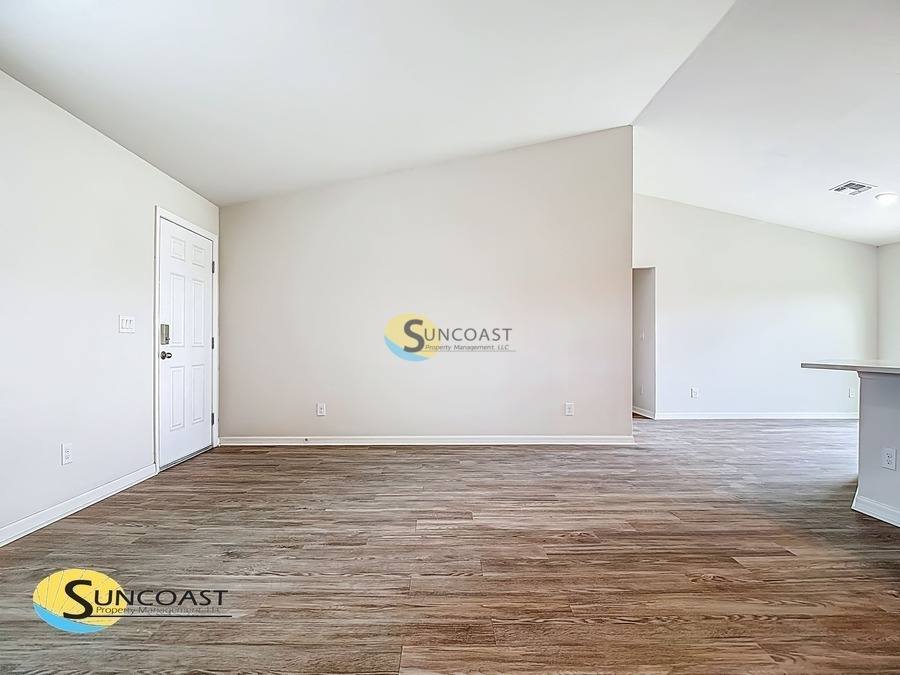 House for rent at 6251 N Whispering Dr, Dunnellon, FL 34434