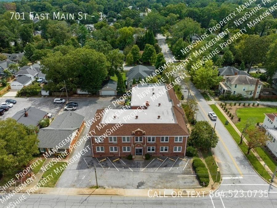 Apartment for rent at 701 E Main St #1, Spartanburg, SC 29306