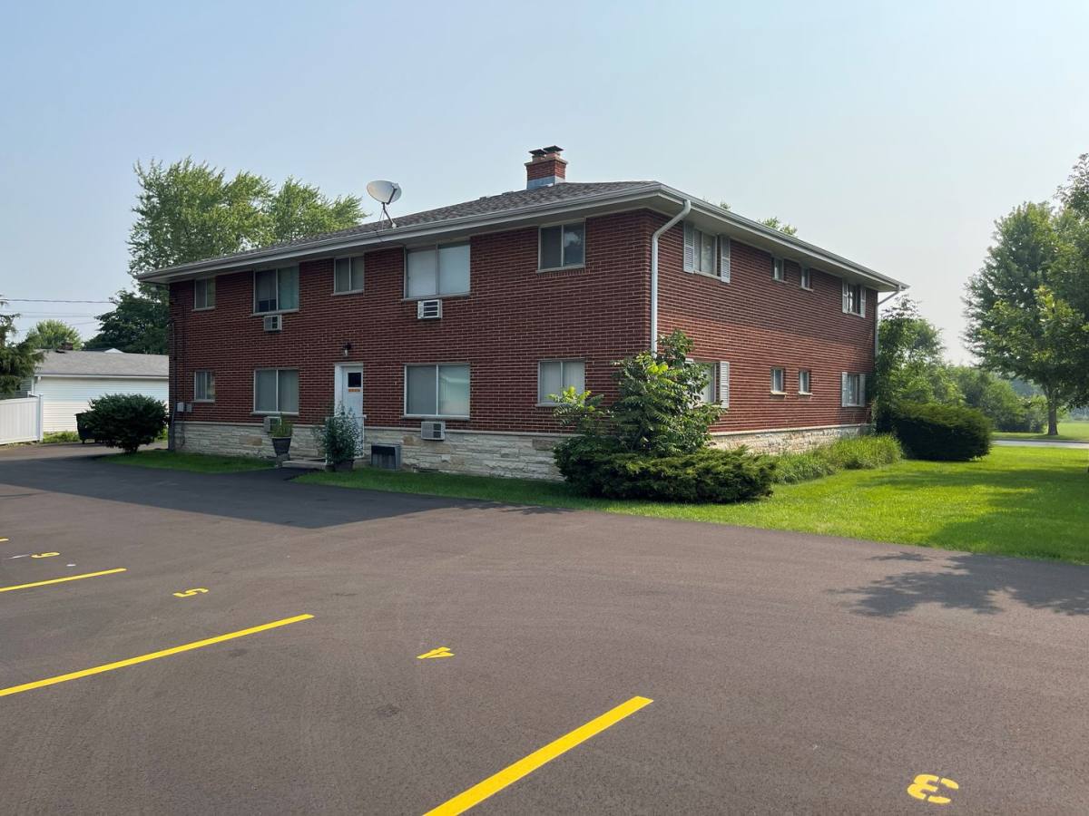 Apartment for rent at 959 8th Ave, Grafton, WI 53024