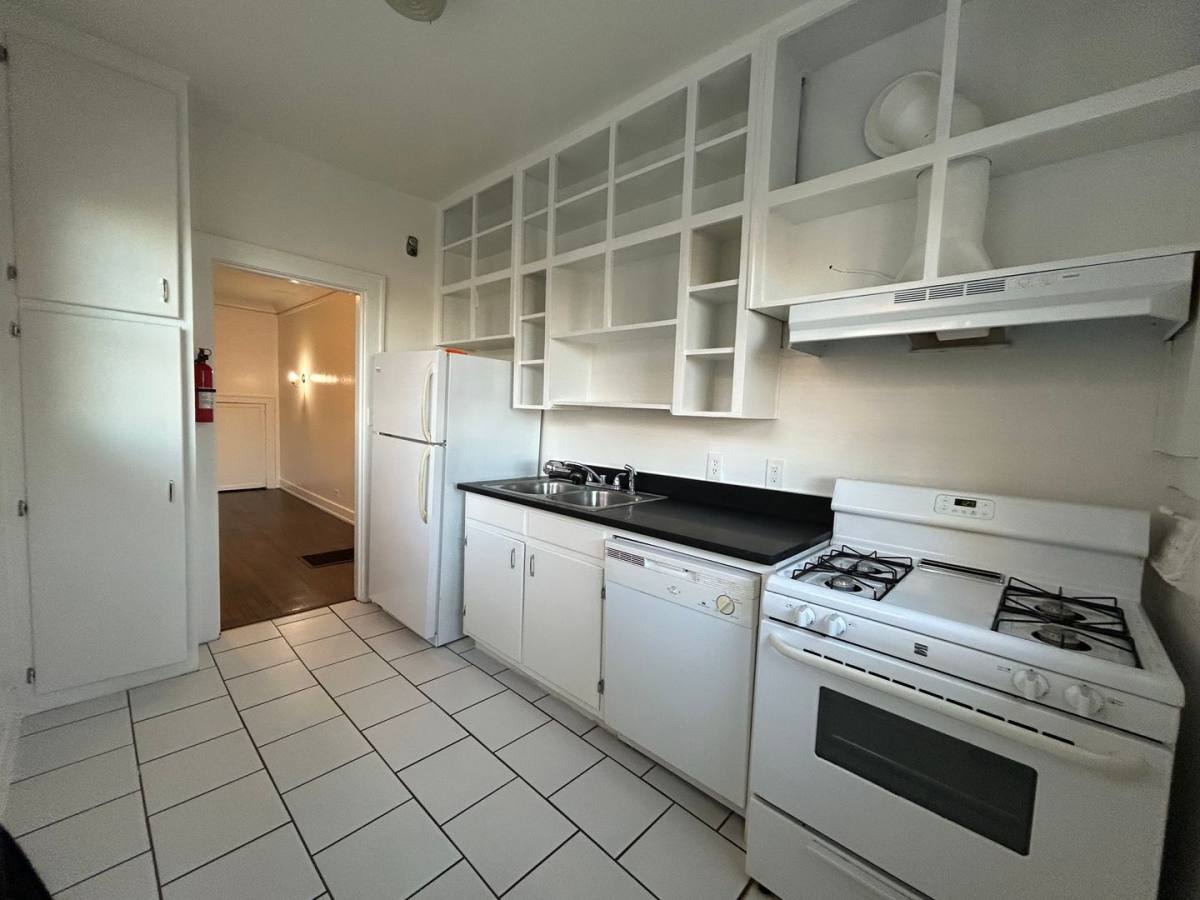 Apartment for rent at 3220 Pawnee Ave, Birmingham, AL 35205