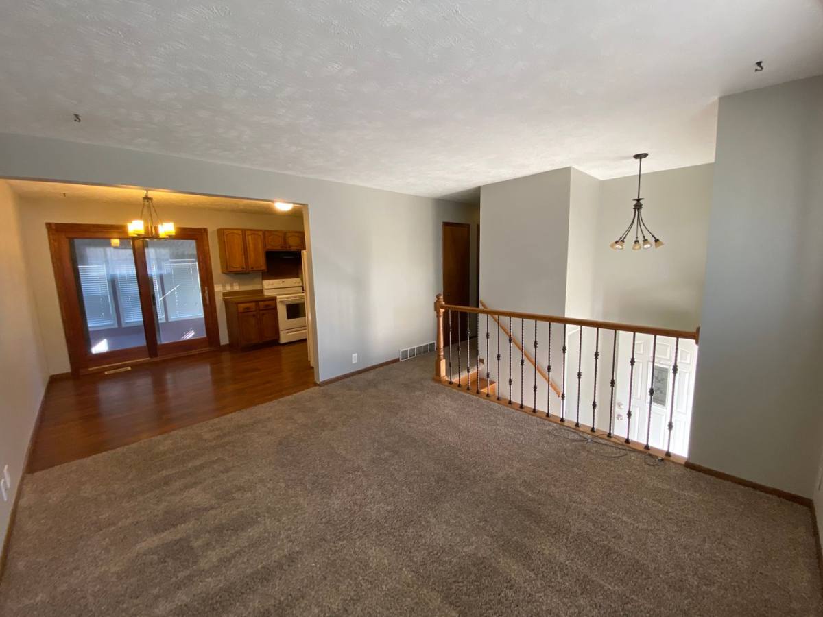 House for rent at 8803 S 143rd St, Omaha, NE 68138