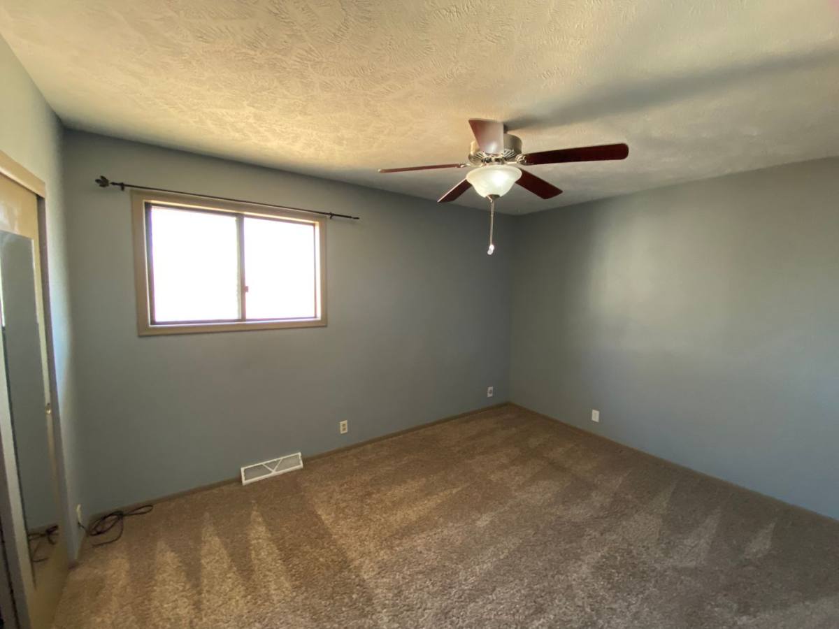 House for rent at 8803 S 143rd St, Omaha, NE 68138