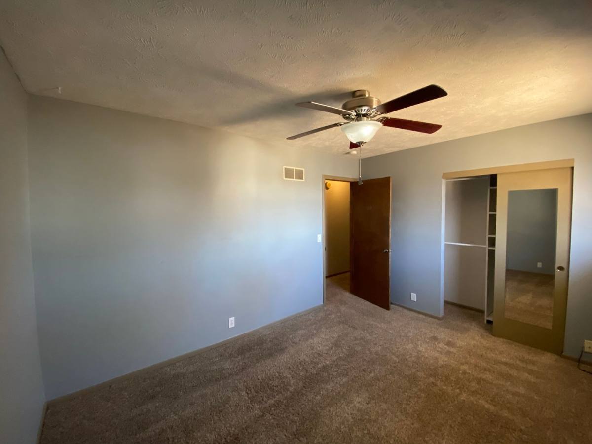 House for rent at 8803 S 143rd St, Omaha, NE 68138