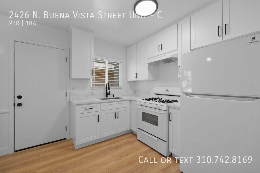 Apartment for rent at 2426 N Buena Vista St #C, Burbank, CA 91504