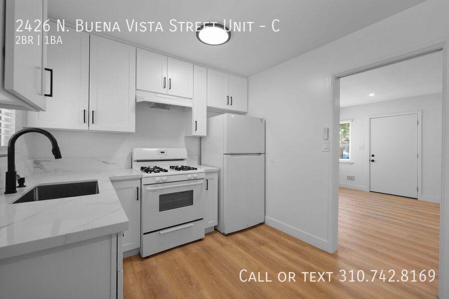 Apartment for rent at 2426 N Buena Vista St #C, Burbank, CA 91504