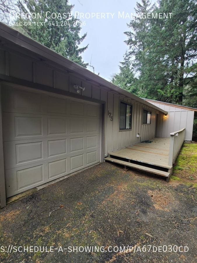 House for rent at 175 SW The Pines Dr, Depoe Bay, OR 97341